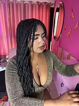 Photos of PrettySofiaa from StripChat is Freechat