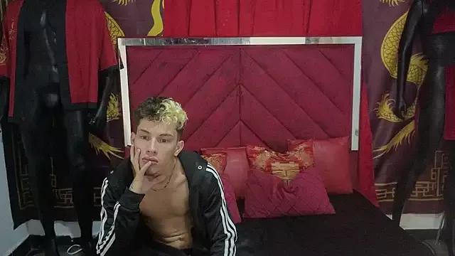 Entertain your itch for girls livestreamers with our collection of stunning models, skilled in the art of temptation and delight.