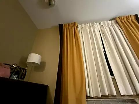 princesslivv from StripChat is Freechat