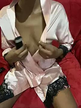 Entertain your itch for girls livestreamers with our collection of stunning models, skilled in the art of temptation and delight.