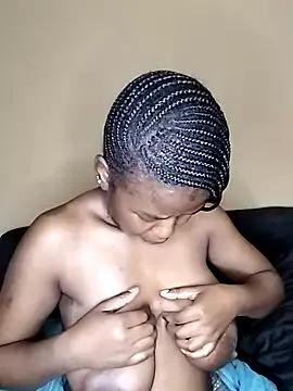 queenbboobs from StripChat is Freechat