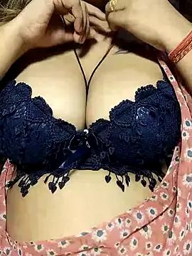 QUEENOF_LUST from StripChat is Freechat