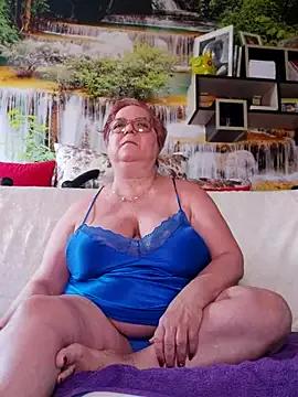 QueenPammy1 from StripChat is Freechat