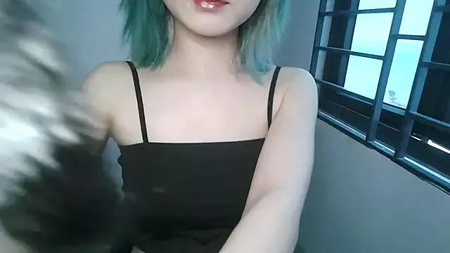 Photos of quytgi from StripChat is Freechat