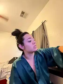 RacccoonBaby07 from StripChat is Freechat
