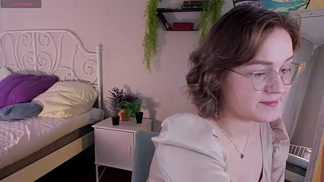 Rada_Woods from StripChat