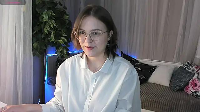 Rada_Woods from StripChat