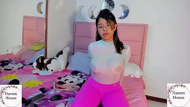 Entertain your itch for girls livestreamers with our collection of stunning models, skilled in the art of temptation and delight.