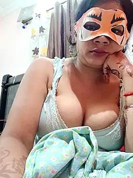 rani076144 from StripChat is Freechat