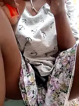 Ranny18l from StripChat is Freechat