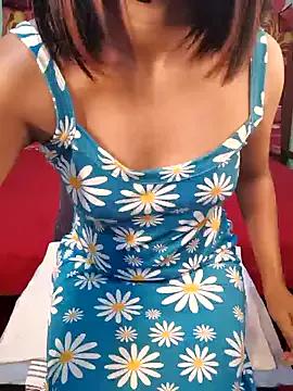Entertain your itch for girls livestreamers with our collection of stunning models, skilled in the art of temptation and delight.