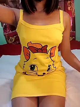 Entertain your itch for girls livestreamers with our collection of stunning models, skilled in the art of temptation and delight.