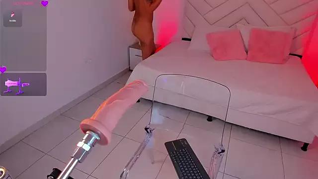 raven_blackk from StripChat is Freechat