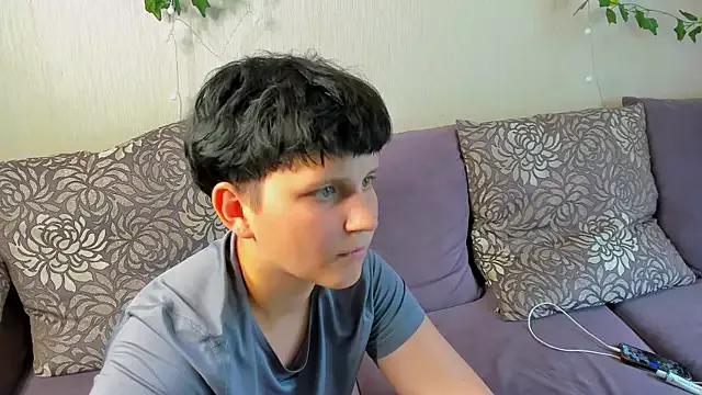 Raven_Radiant from StripChat is Freechat