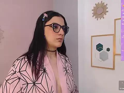 RavenMistyque05 from StripChat is Freechat