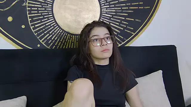 Entertain your itch for girls livestreamers with our collection of stunning models, skilled in the art of temptation and delight.