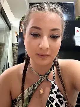 RebekaRose from StripChat is Freechat