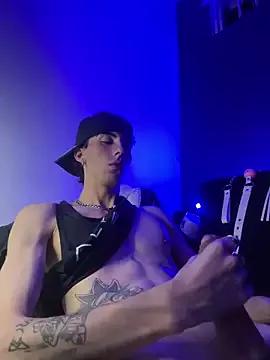 Photos of redmen69 from StripChat is Freechat