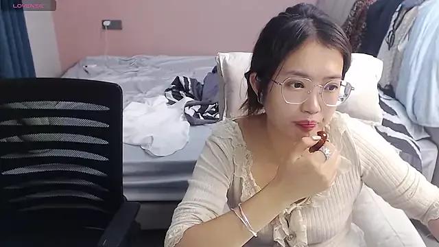 Entertain your itch for girls livestreamers with our collection of stunning models, skilled in the art of temptation and delight.