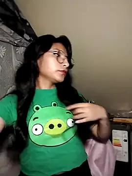 Regina_Shine from StripChat is Freechat