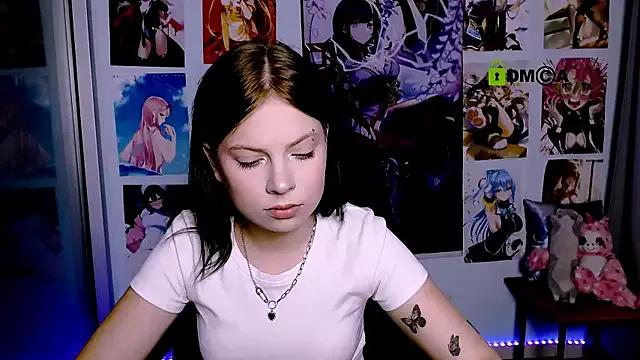 renata_sweety from StripChat is Freechat