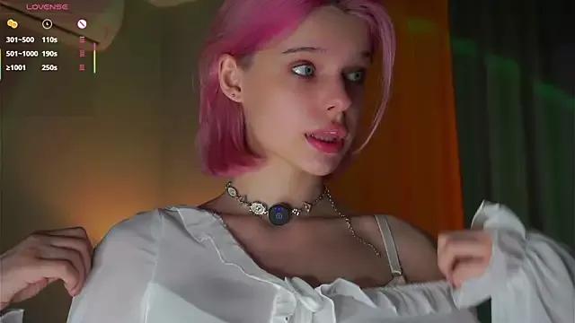 Entertain your itch for girls livestreamers with our collection of stunning models, skilled in the art of temptation and delight.