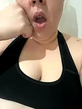 Entertain your itch for girls livestreamers with our collection of stunning models, skilled in the art of temptation and delight.