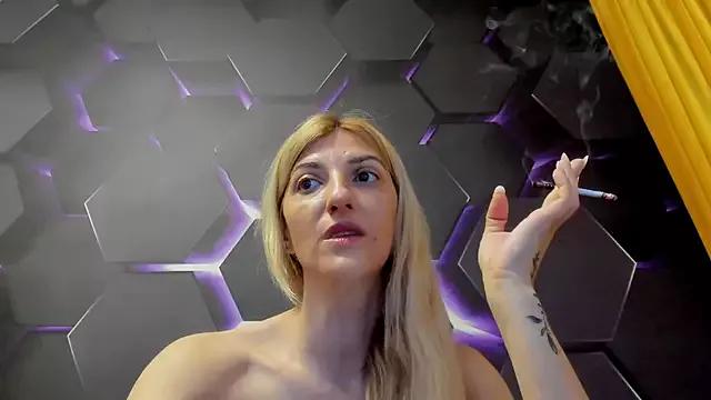 Entertain your itch for girls livestreamers with our collection of stunning models, skilled in the art of temptation and delight.