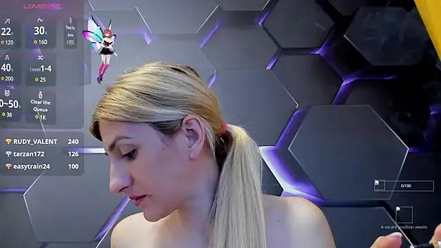 Entertain your itch for girls livestreamers with our collection of stunning models, skilled in the art of temptation and delight.