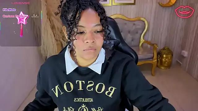 risada_temptation_s from StripChat is Freechat