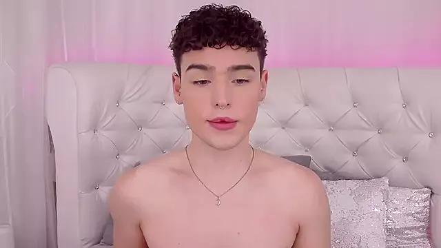 Entertain your itch for girls livestreamers with our collection of stunning models, skilled in the art of temptation and delight.