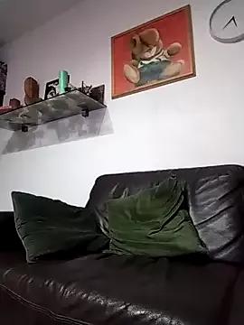 Romantic-desire-4u from StripChat is Freechat