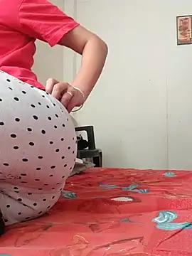 Romantic_cpl webcams show profile image 