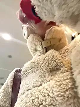 Entertain your itch for girls livestreamers with our collection of stunning models, skilled in the art of temptation and delight.