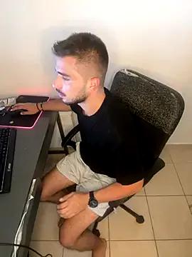 RoroLimoon from StripChat is Freechat
