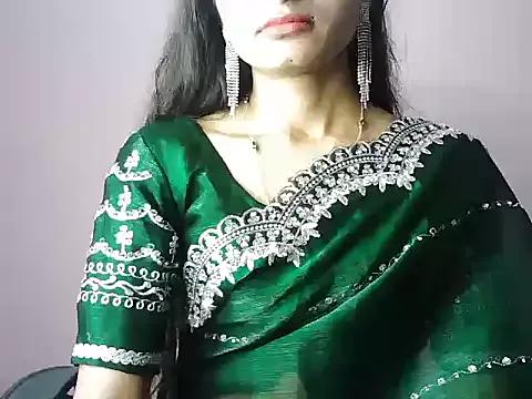 ROSE_GOLDE from StripChat is Freechat