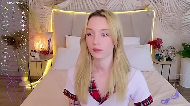 Entertain your itch for girls livestreamers with our collection of stunning models, skilled in the art of temptation and delight.
