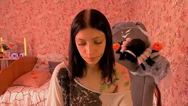 roselolly from StripChat is Freechat