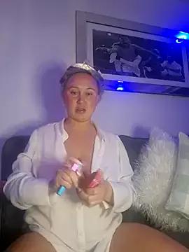 RosePenelope from StripChat is Freechat