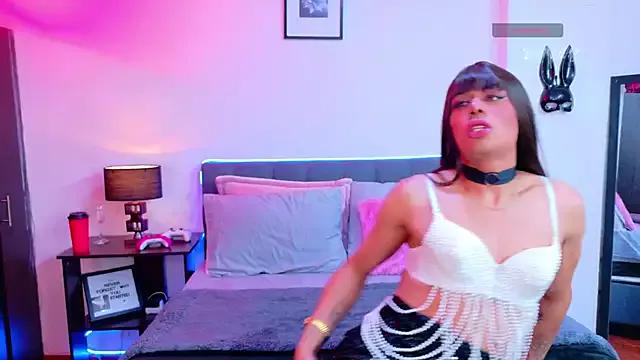 Entertain your itch for girls livestreamers with our collection of stunning models, skilled in the art of temptation and delight.