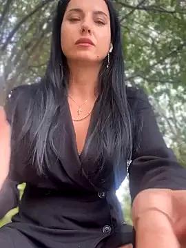 Roxana-Sexy from StripChat is Freechat