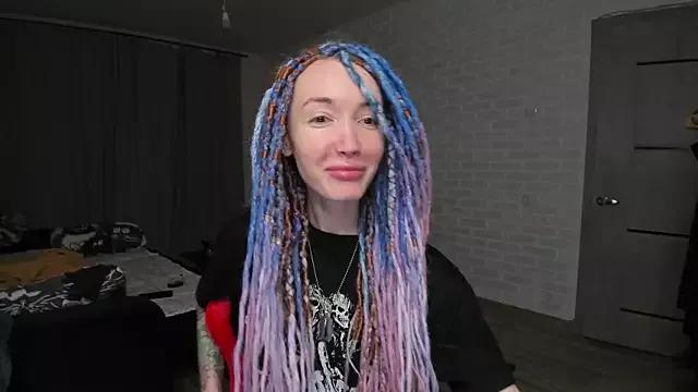 Roxy_Silver from StripChat is Freechat