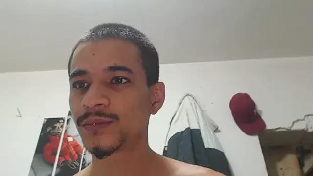 Roy_Whatson_Master from StripChat is Freechat