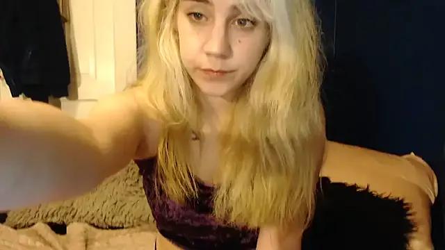 Ruby_Candyy from StripChat is Freechat