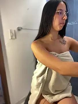 Sabrina_euphoria from StripChat is Freechat