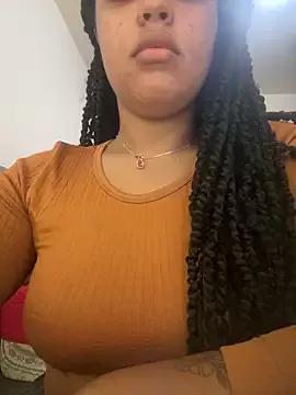 sabrinasa7 from StripChat is Freechat