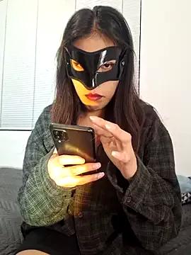salomeencuatro from StripChat is Freechat