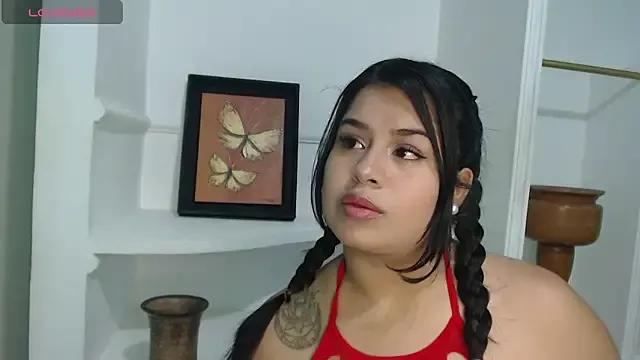 SamanthaSmiithh from StripChat is Freechat