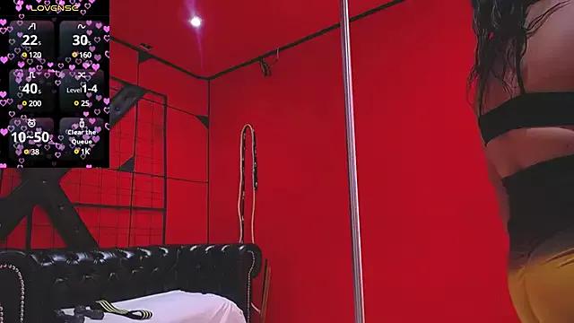 Samara_Moore_ from StripChat is Freechat