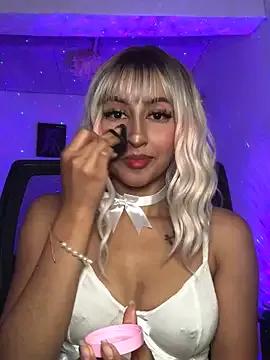 Samara_SaenzV from StripChat is Freechat